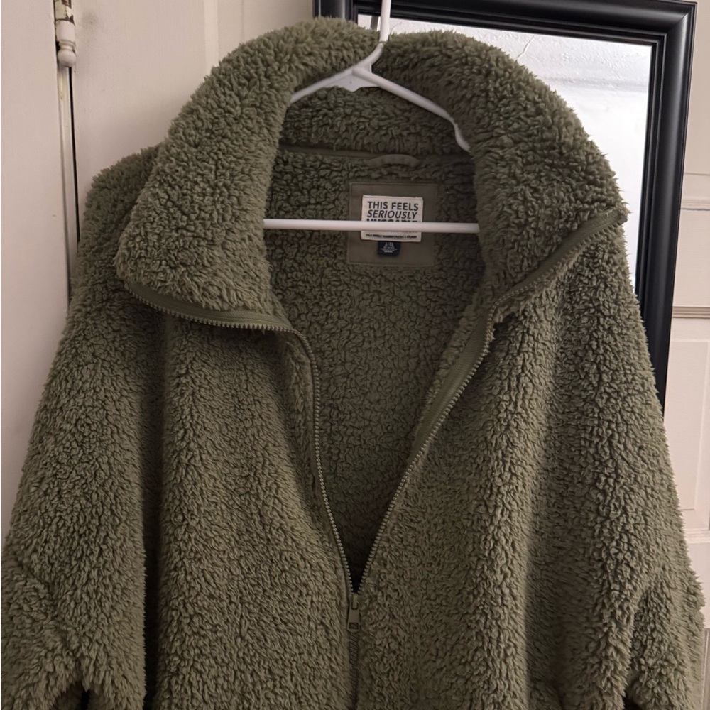 American Eagle Jacket (never worn, brand new)